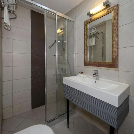 Tilia Hotel Istanbul Exterior photo