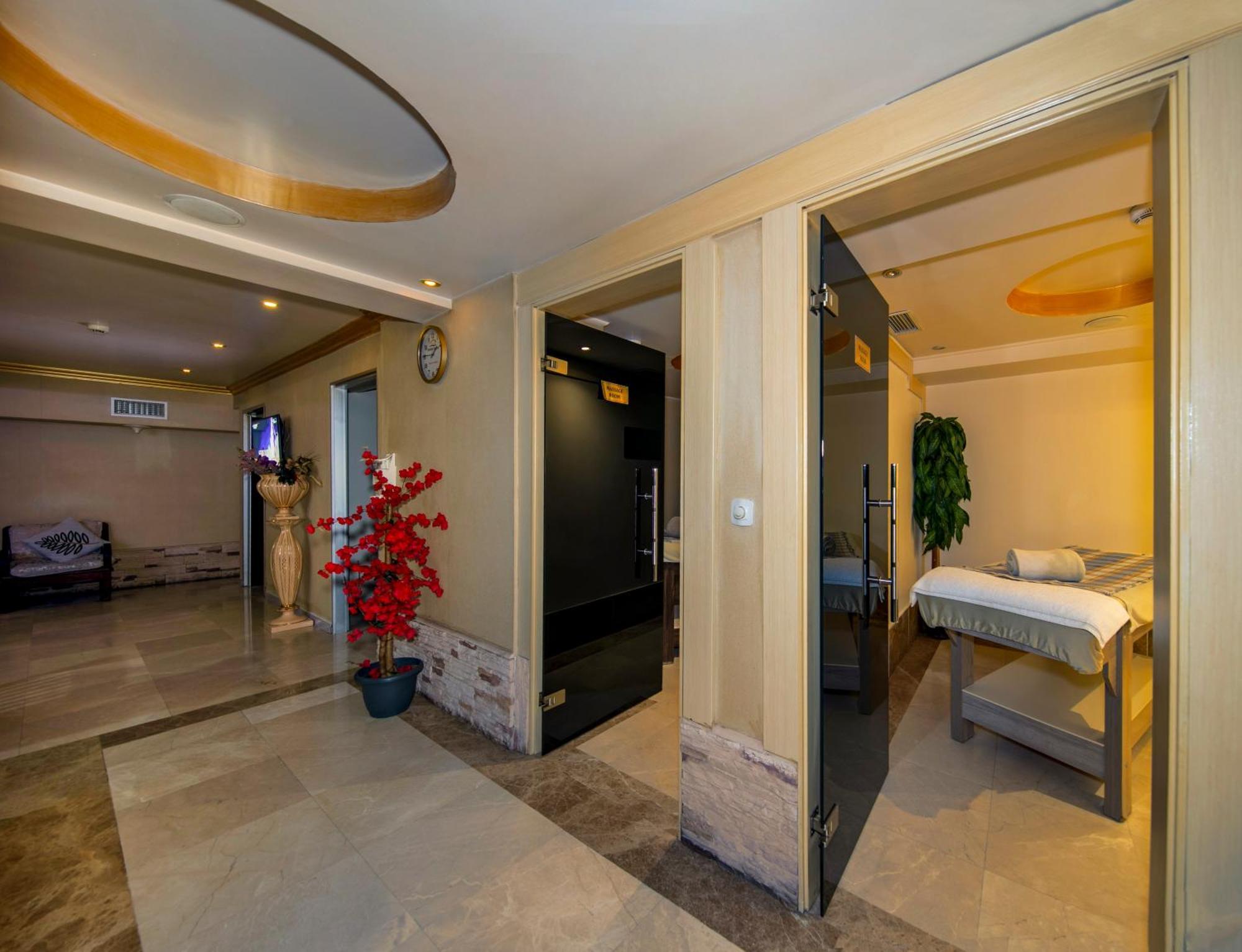 Tilia Hotel
